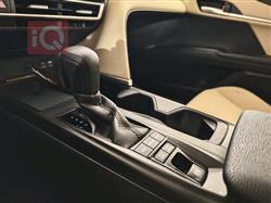 تۆیۆتا کامری